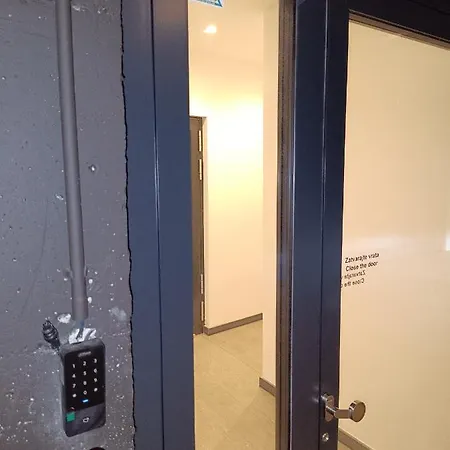 Luxapart Vrbanjusa Old Centar Free Parking Апартаменты Сараево