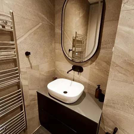 Luxapart Vrbanjusa Old Centar Free Parking Апартаменты *