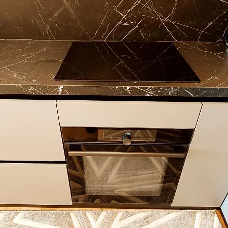 Luxapart Vrbanjusa Old Centar Free Parking Апартаменты Сараево